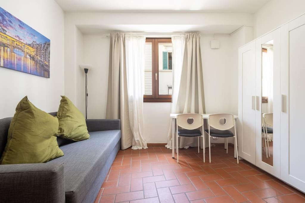 Cute One Bedroom In Outside Ztl Appartement